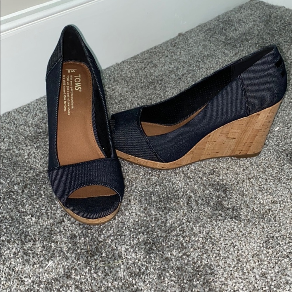NEVER WORN Toms Jean Cork Wedges
